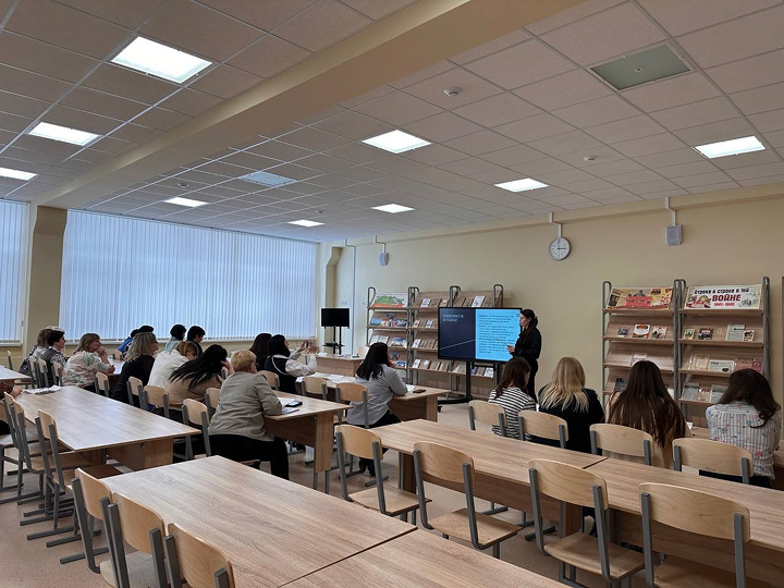 Рабочая встреча наших специалистов с педагогическим коллективом СОШ №23 Рабочая встреча наших специалистов с педагогическим коллективом СОШ №23